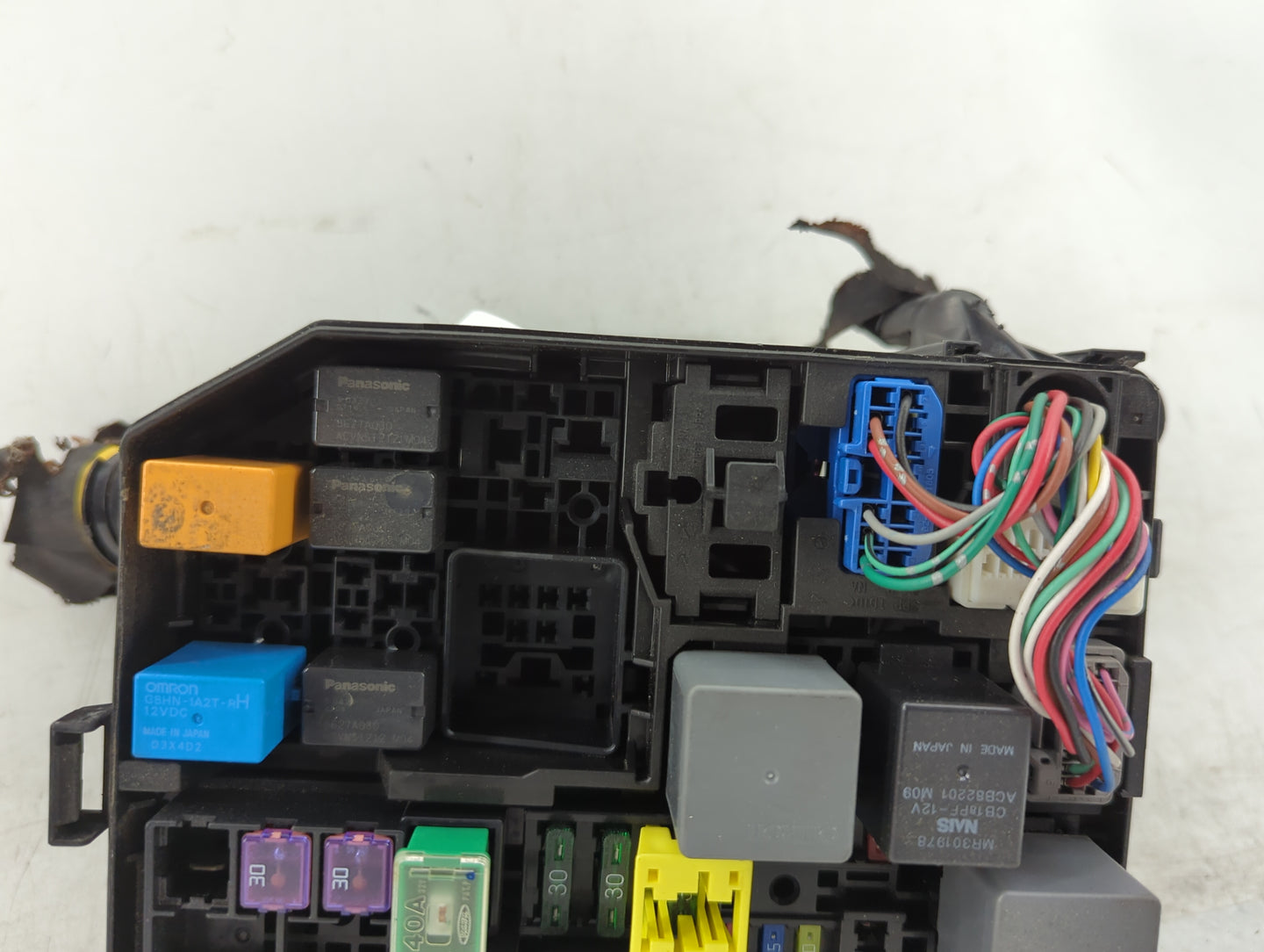 2014-2016 Mitsubishi Outlander Fusebox Fuse Box Panel Relay Module P/N:3605-NA Fits Fits 2014 2015 2016 OEM Used Auto Parts 
