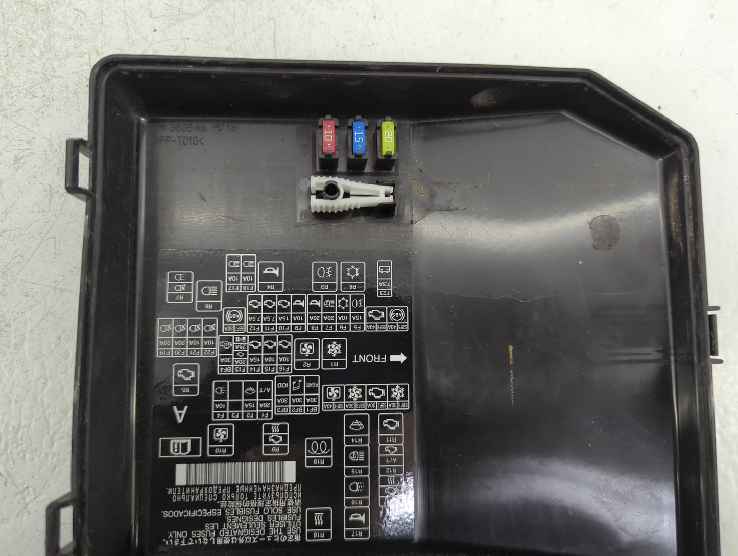 2014-2016 Mitsubishi Outlander Fusebox Fuse Box Panel Relay Module P/N:3605-NA Fits Fits 2014 2015 2016 OEM Used Auto Parts 