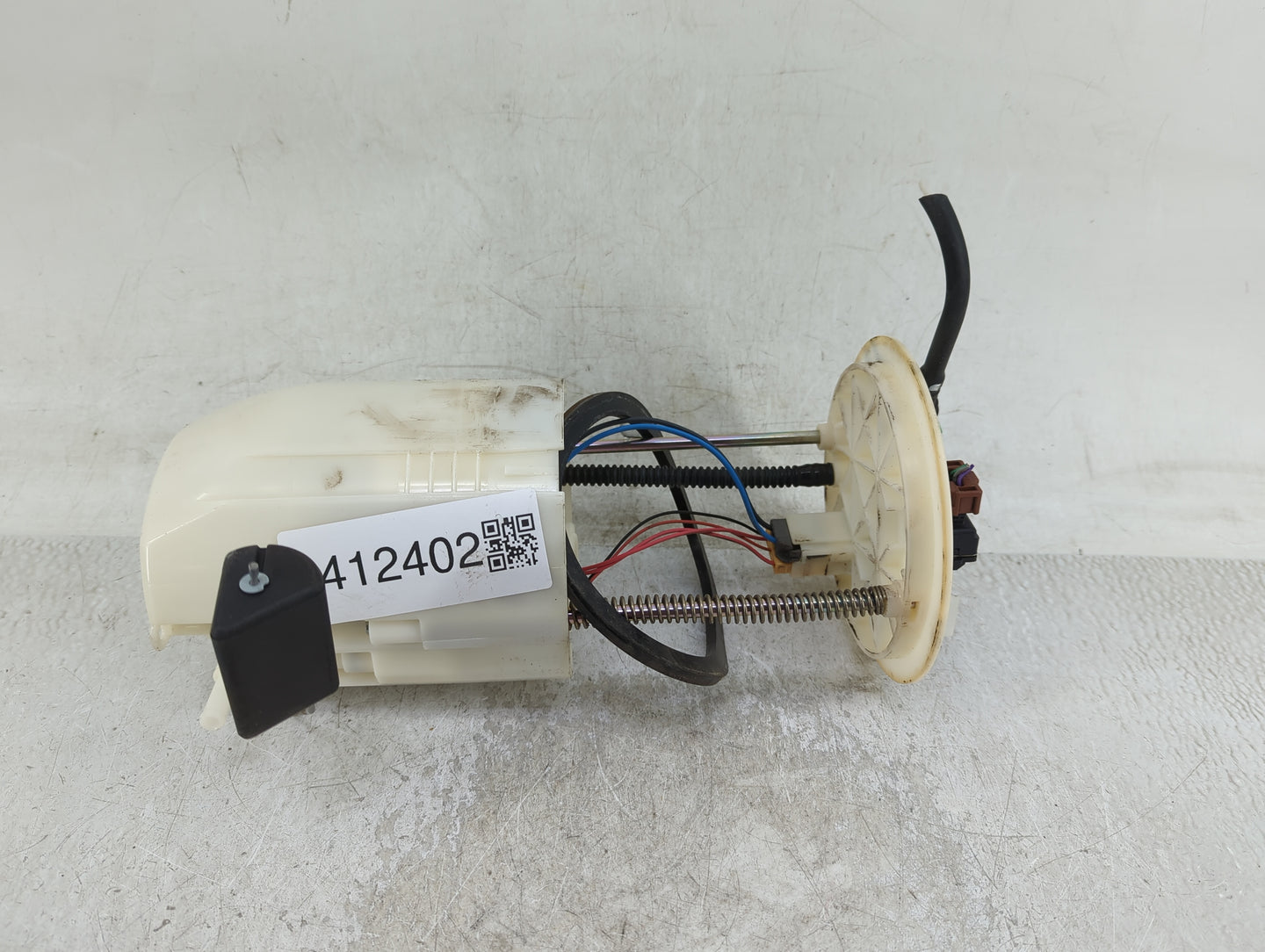 2014-2016 Mitsubishi Outlander Electrical Gas Fuel Pump Assembly - Oemusedautoparts1.com