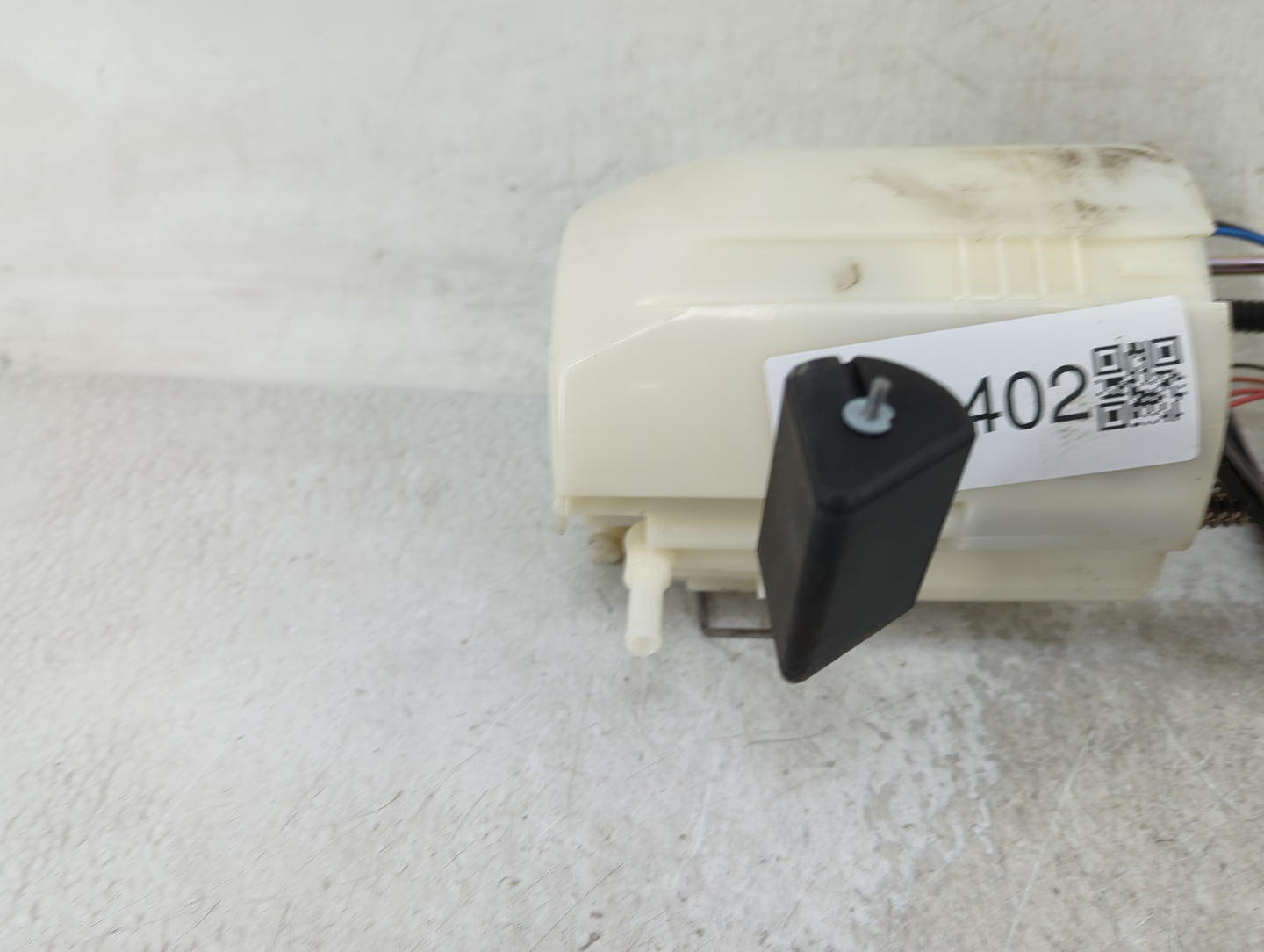 2014-2016 Mitsubishi Outlander Electrical Gas Fuel Pump Assembly - Oemusedautoparts1.com