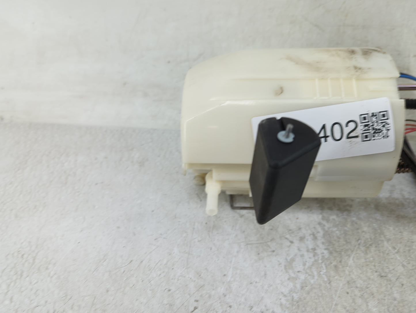 2014-2016 Mitsubishi Outlander Electrical Gas Fuel Pump Assembly - Oemusedautoparts1.com