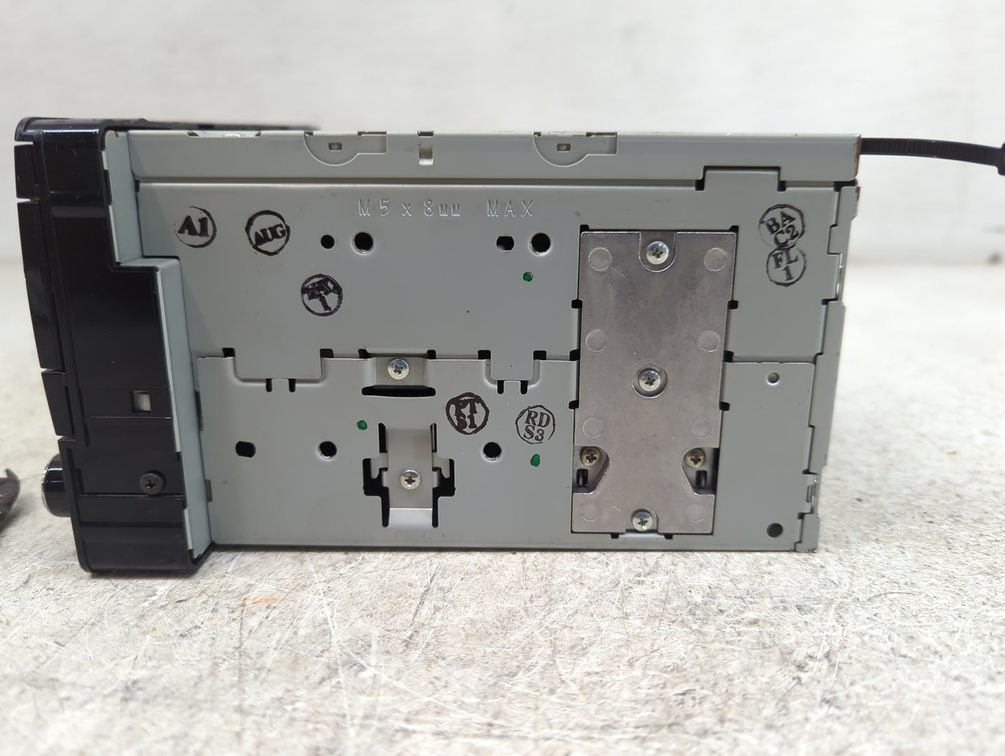 2016 Mitsubishi Outlander Radio AM FM Cd Player Receiver Replacement P/N:8701A692 Fits OEM Used Auto Parts - Oemusedautopart