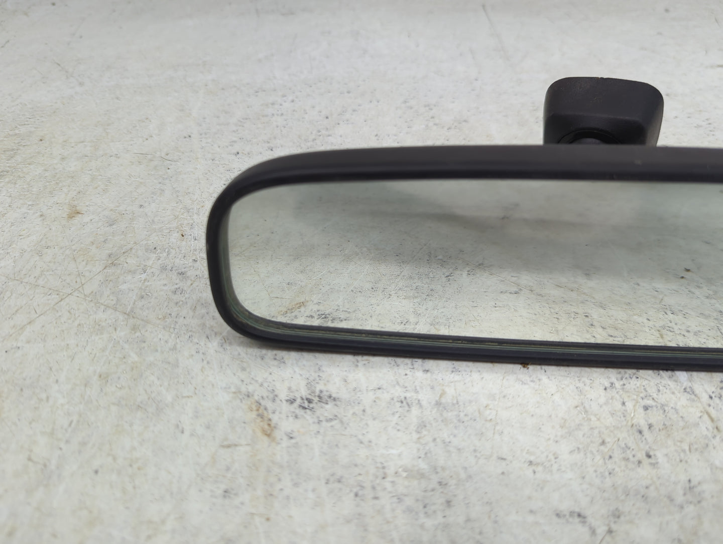 2016 Mitsubishi Outlander Interior Rear View Mirror Replacement OEM P/N:X017171 Murakami 7225, 05*2197 Fits OEM Used Auto Pa