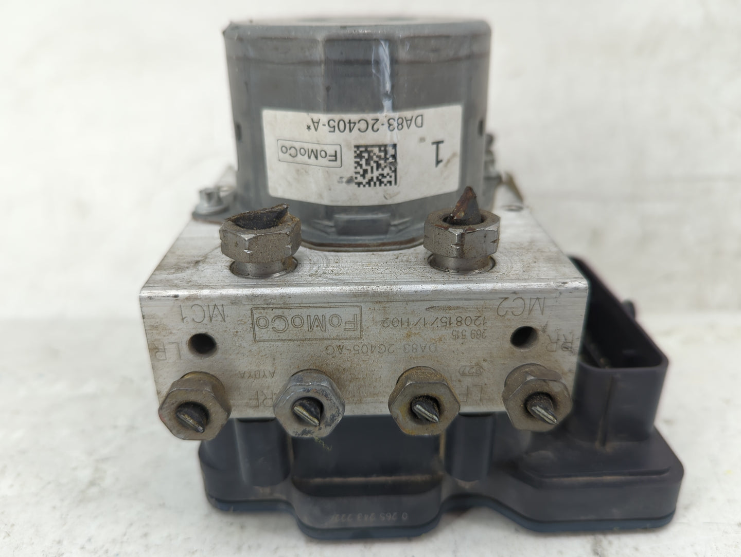 2014-2016 Mitsubishi Outlander ABS Pump Control Module Replacement P/N:DA83-2C405-A Fits Fits 2014 2015 2016 OEM Used Auto P