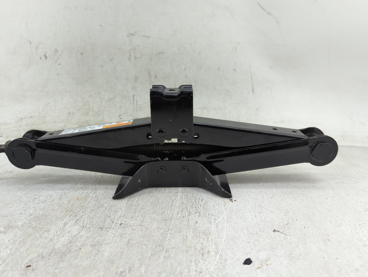 2016 Mitsubishi Outlander Spare Scissor Car Jack - Oemusedautoparts1.com