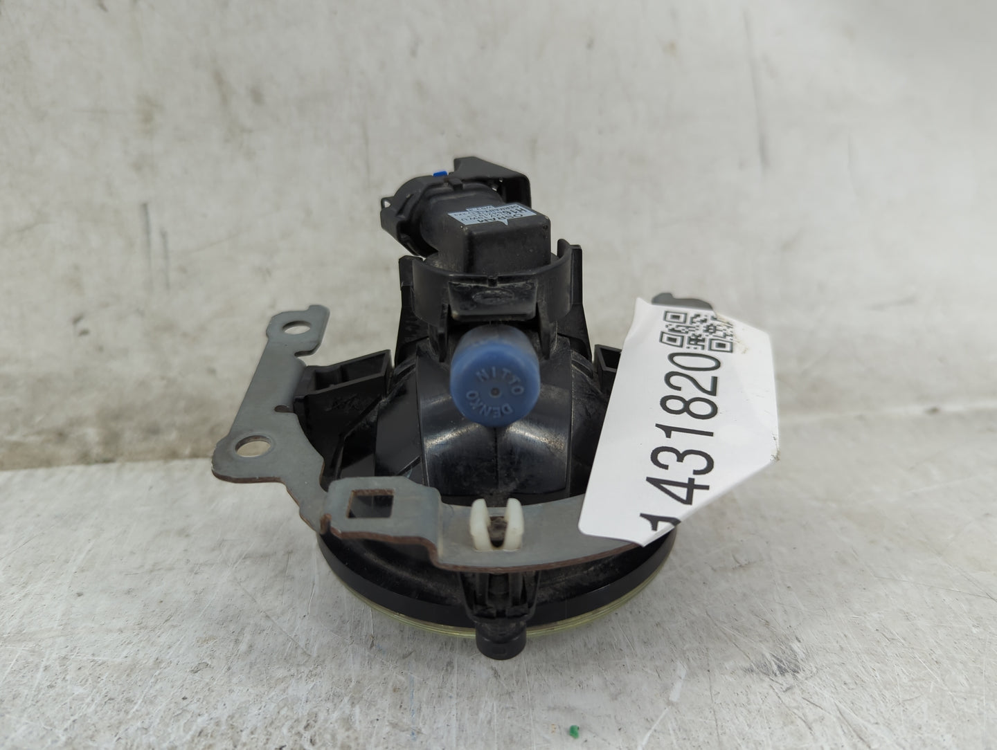 2016-2022 Mitsubishi Outlander Driver Left Oem Fog Light Lamp - Oemusedautoparts1.com