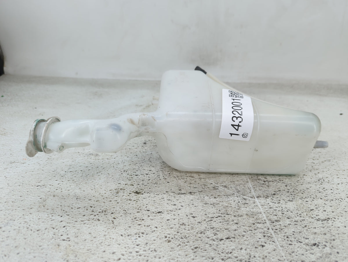 2014 Outlander Radiator Coolant Overflow Expansion Tank Bottle - Oemusedautoparts1.com