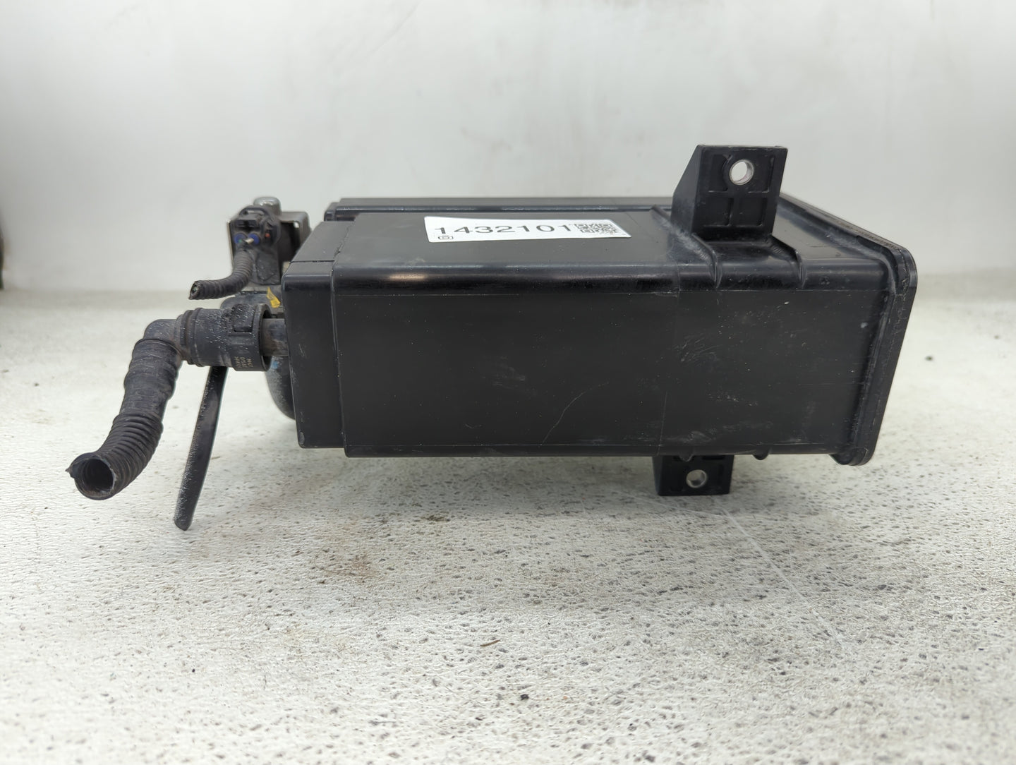 2016 Mitsubishi Outlander Fuel Vapor Charcoal Canister 1432101 - Oemusedautoparts1.com