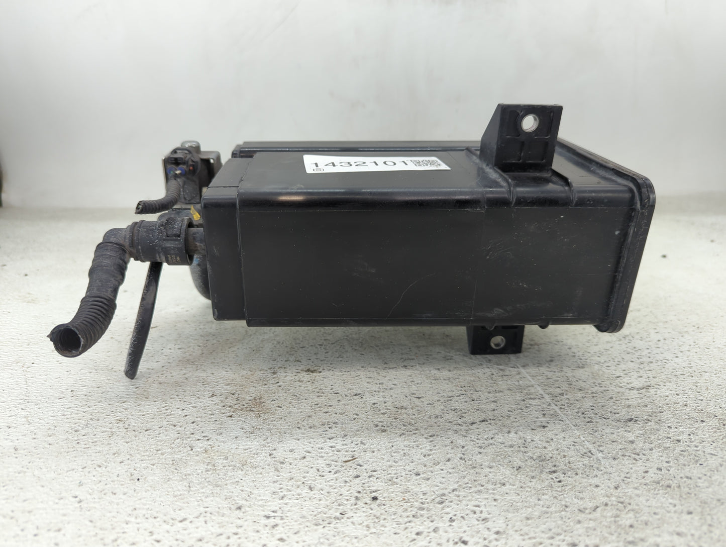 2016 Mitsubishi Outlander Fuel Vapor Charcoal Canister 1432101 - Oemusedautoparts1.com