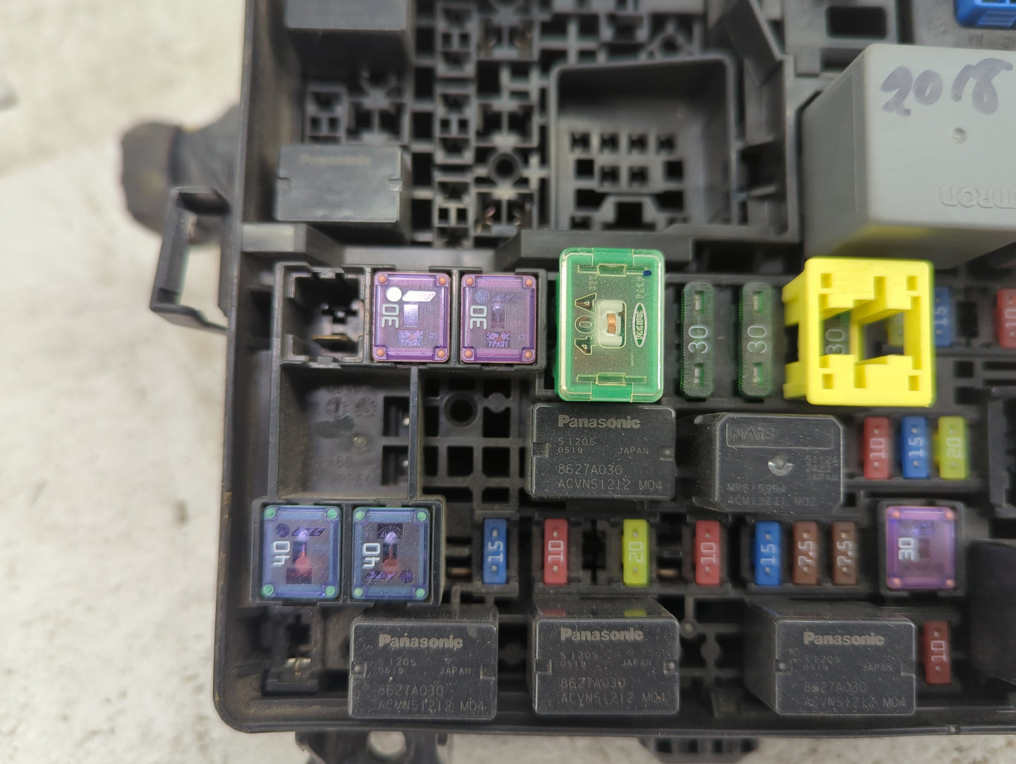 2014-2016 Mitsubishi Outlander Fusebox Fuse Box Panel Relay Module Fits Fits 2014 2015 2016 OEM Used Auto Parts - Oemusedaut