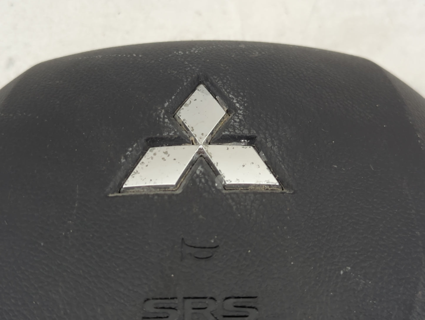 2016 Mitsubishi Outlander Air Bag Driver Left Steering Wheel Mounted P/N:7030A648XA BT262WADH09, 631010300 Fits OEM Used Aut