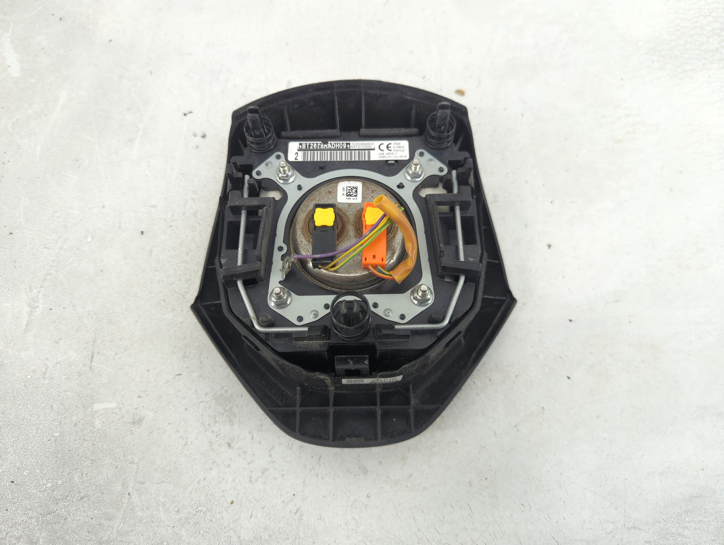 2016 Mitsubishi Outlander Air Bag Driver Left Steering Wheel Mounted P/N:7030A648XA BT262WADH09, 631010300 Fits OEM Used Aut