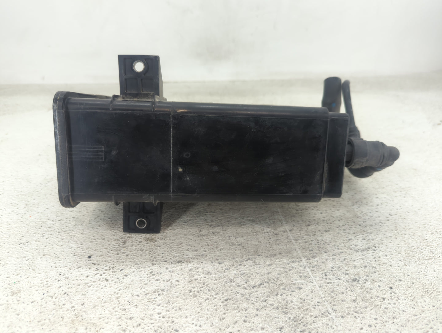 2016 Mitsubishi Outlander Fuel Vapor Charcoal Canister - Oemusedautoparts1.com
