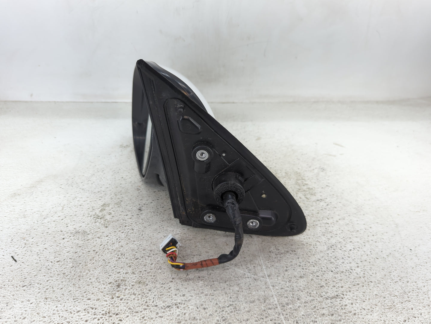 2016 Mitsubishi Outlander Driver Side View Mirror - Left Door Mirror OEM Used - Oemusedautoparts1.com
