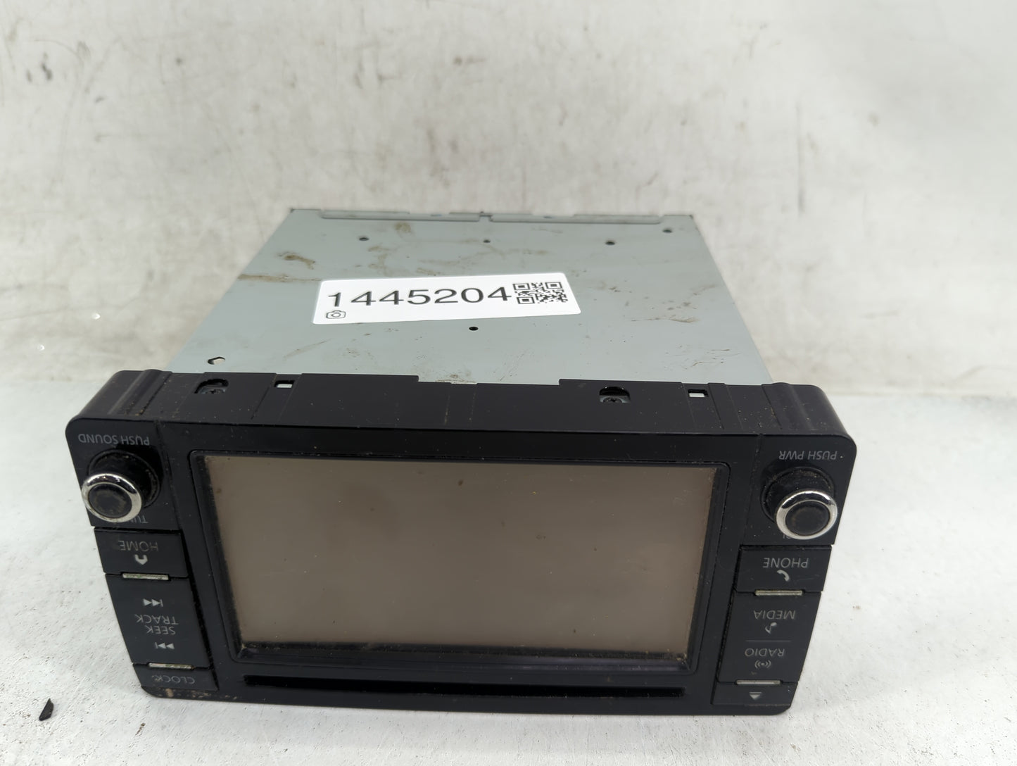 2016 Mitsubishi Outlander Radio AM FM Cd Player Receiver Replacement P/N:8701A692 DY-5MU6R6, 34U636F Fits OEM Used Auto Part