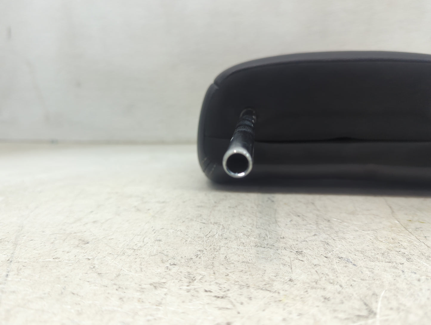 2016 Mitsubishi Outlander Headrest Head Rest Front Driver Seat Black - Oemusedautoparts1.com