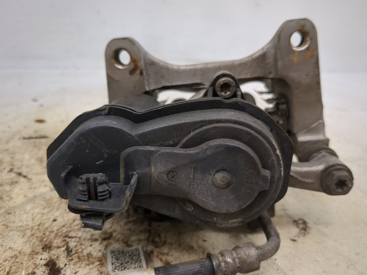 2014-2016 Mitsubishi Outlander Rear Driver Left Brake Caliper - Oemusedautoparts1.com