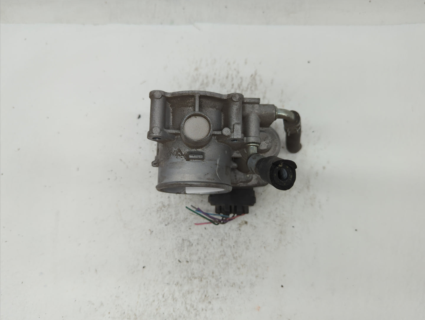 2016 Mitsubishi Outlander Throttle Body Fits OEM Used Auto Parts - Oemusedautoparts1.com