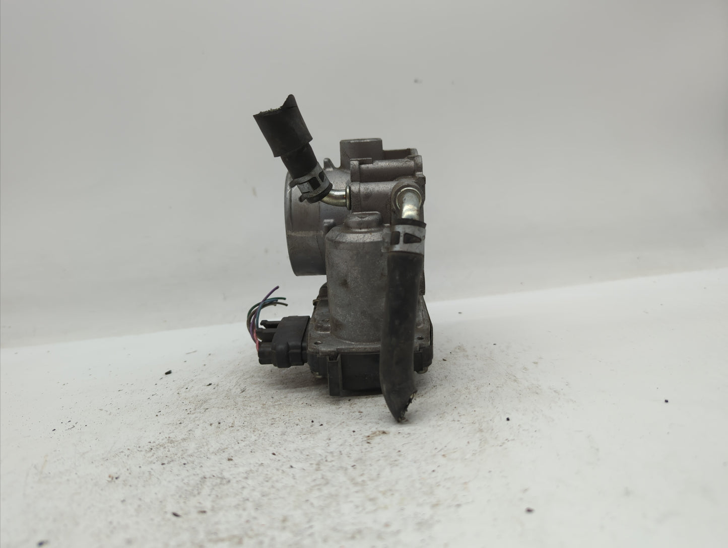 2016 Mitsubishi Outlander Throttle Body Fits OEM Used Auto Parts - Oemusedautoparts1.com