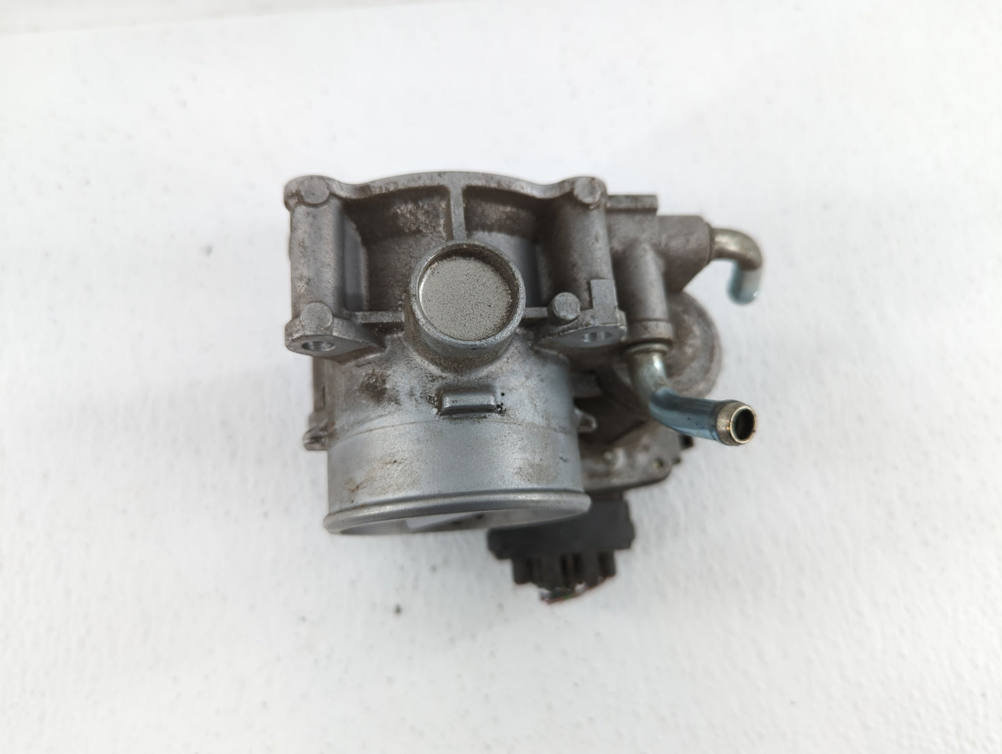 2016 Mitsubishi Outlander Throttle Body P/N:57021-B Fits OEM Used Auto Parts - Oemusedautoparts1.com