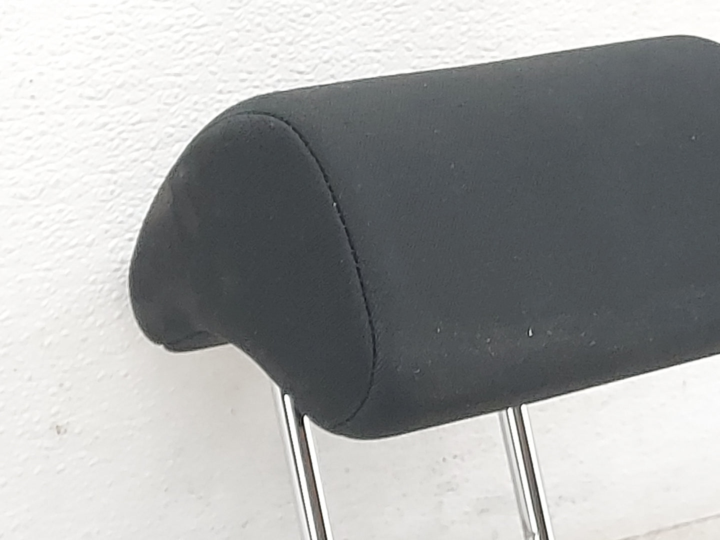 2015-2016 Mitsubishi Outlander Headrest Head Rest Rear Seat Fits Fits 2015 2016 OEM Used Auto Parts - Oemusedautoparts1.com