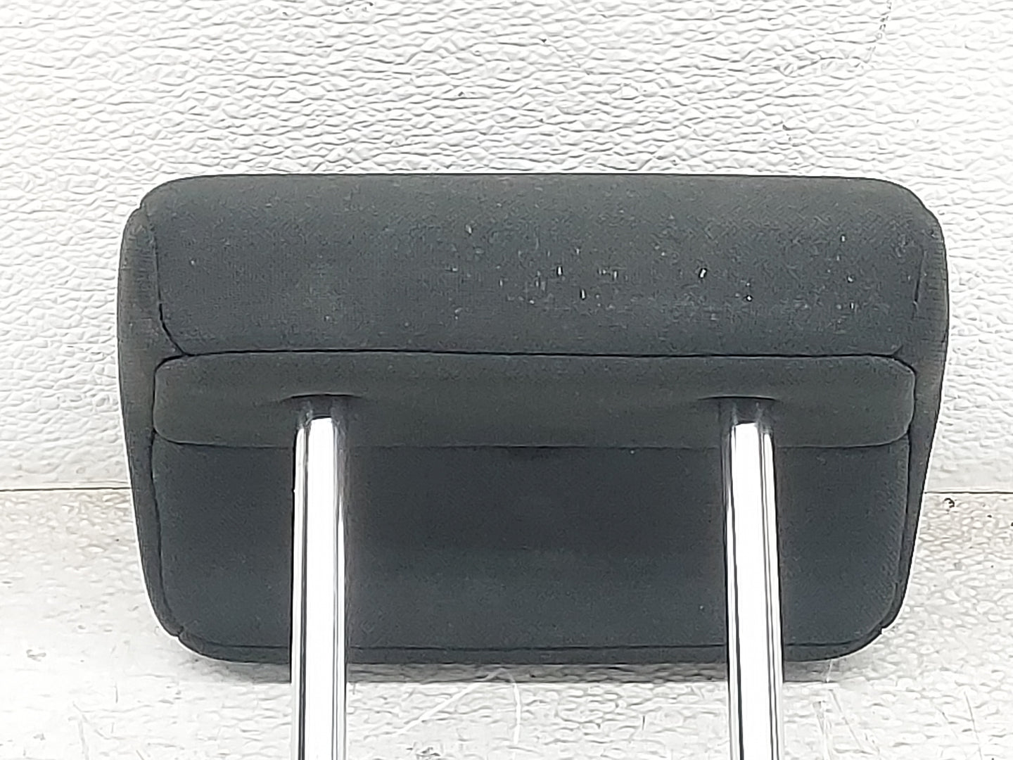2015-2016 Mitsubishi Outlander Headrest Head Rest Rear Seat Fits Fits 2015 2016 OEM Used Auto Parts - Oemusedautoparts1.com