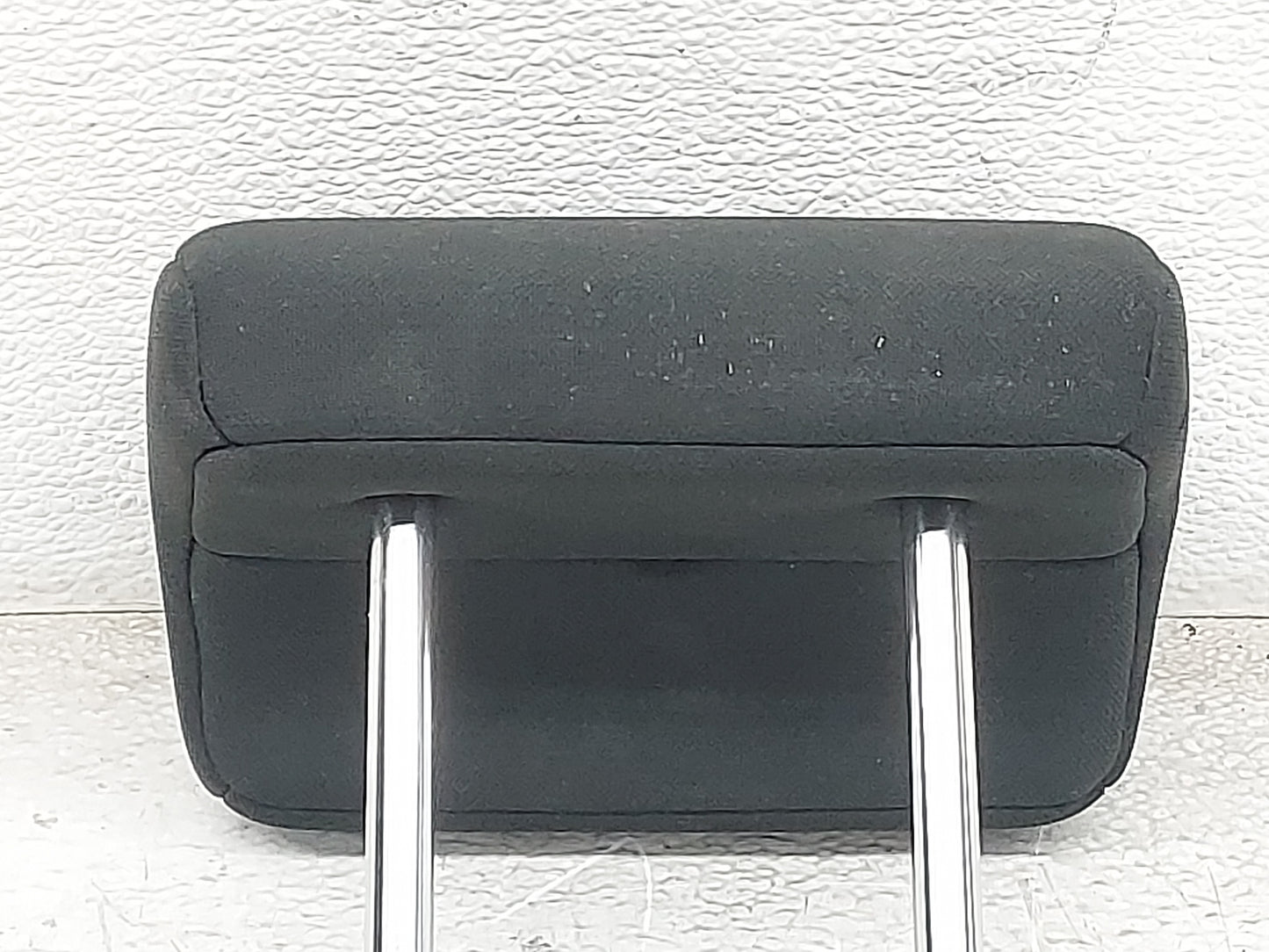 2015-2016 Mitsubishi Outlander Headrest Head Rest Rear Seat Fits Fits 2015 2016 OEM Used Auto Parts - Oemusedautoparts1.com