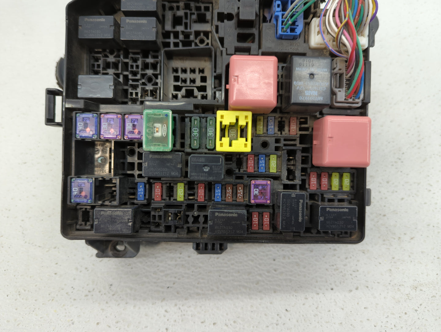 2014-2016 Mitsubishi Outlander Fusebox Fuse Box Panel Relay Module Fits Fits 2014 2015 2016 OEM Used Auto Parts - Oemusedaut