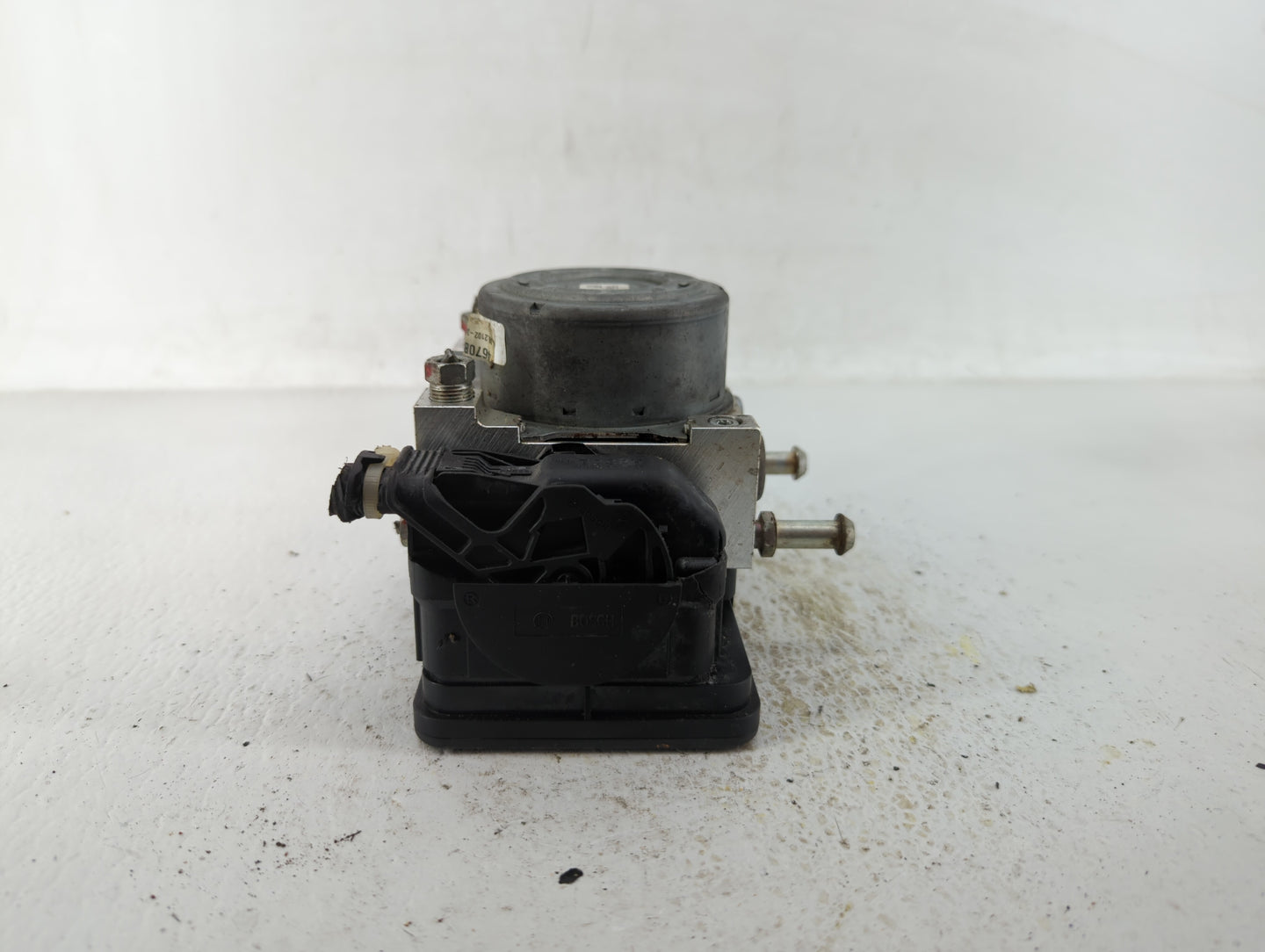 2014-2016 Mitsubishi Outlander ABS Pump Control Module Replacement P/N:4670B231 Fits Fits 2014 2015 2016 OEM Used Auto Parts