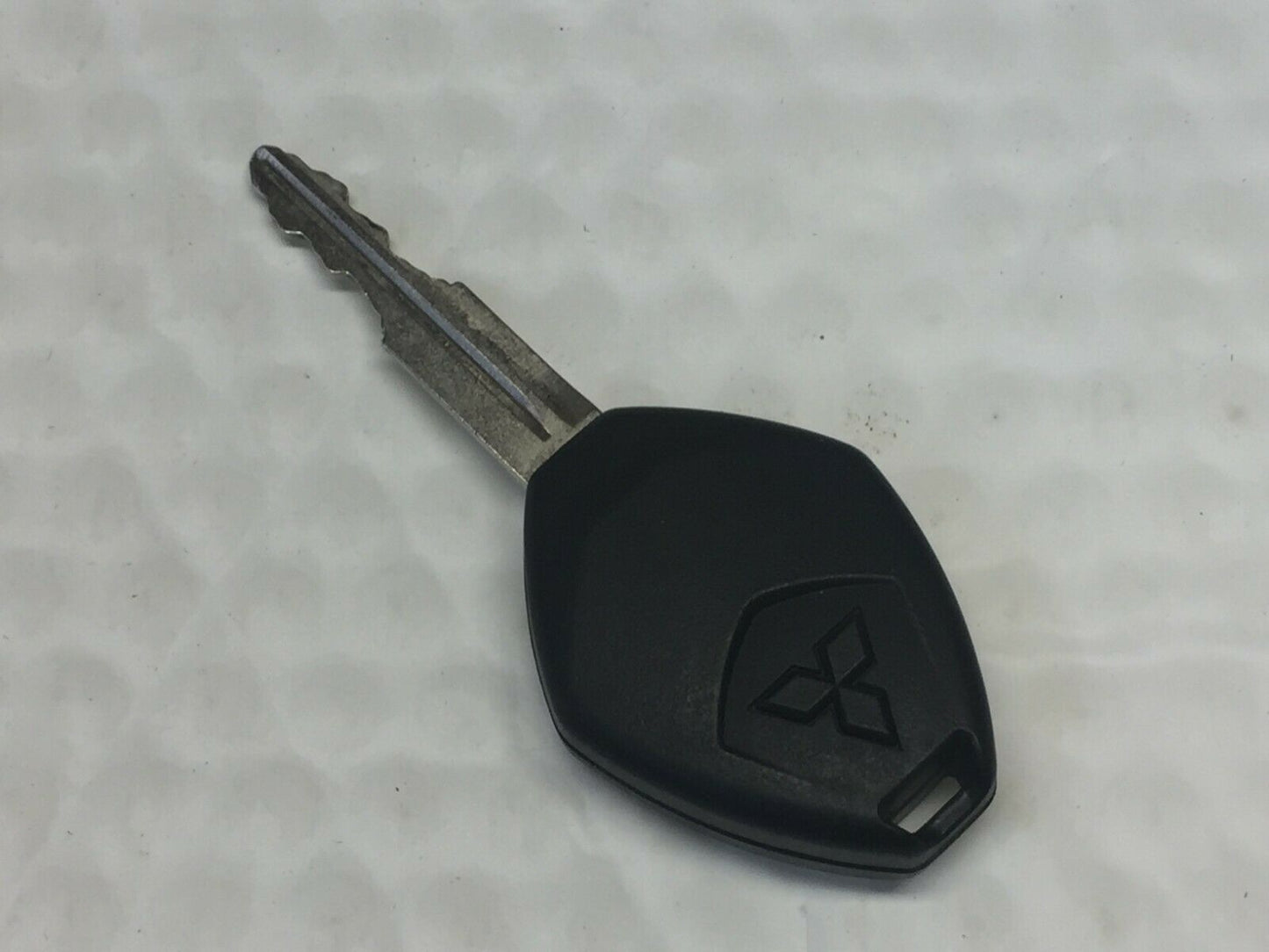 Mitsubishi Outlander Keyless Entry Remote Fob OUCG8D-625M-A 3 buttons - Oemusedautoparts1.com