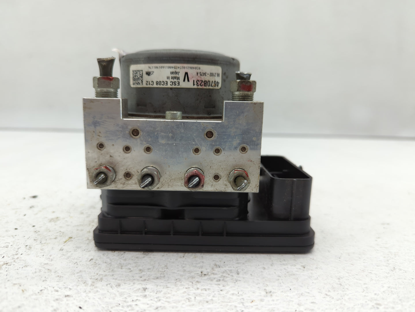 2014-2016 Mitsubishi Outlander ABS Pump Control Module Replacement P/N:4670B231 Fits Fits 2014 2015 2016 OEM Used Auto Parts