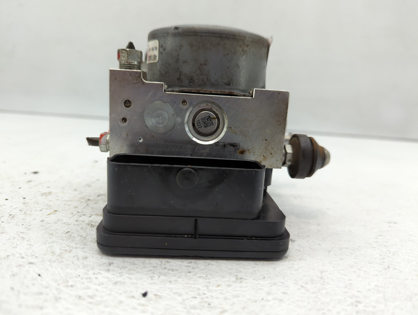 2014-2016 Mitsubishi Outlander ABS Pump Control Module Replacement P/N:4670B231 Fits Fits 2014 2015 2016 OEM Used Auto Parts