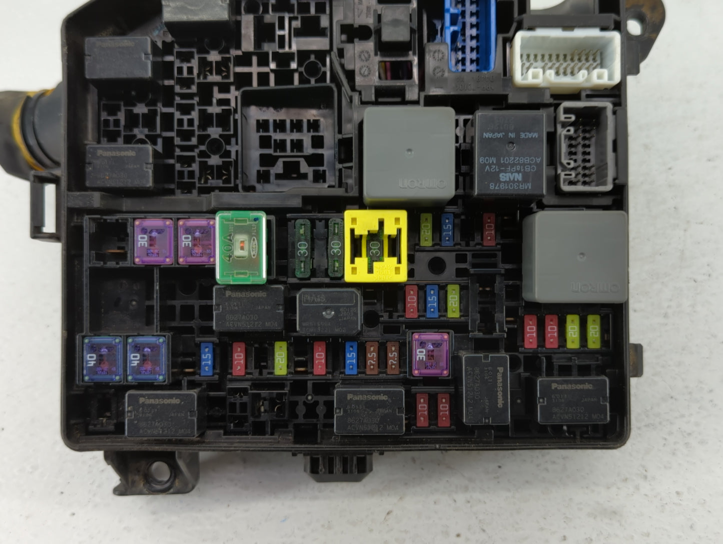 2016 Mitsubishi Outlander Fusebox Fuse Box Panel Relay Module P/N:7594>PP<NA Fits OEM Used Auto Parts - Oemusedautoparts1.co