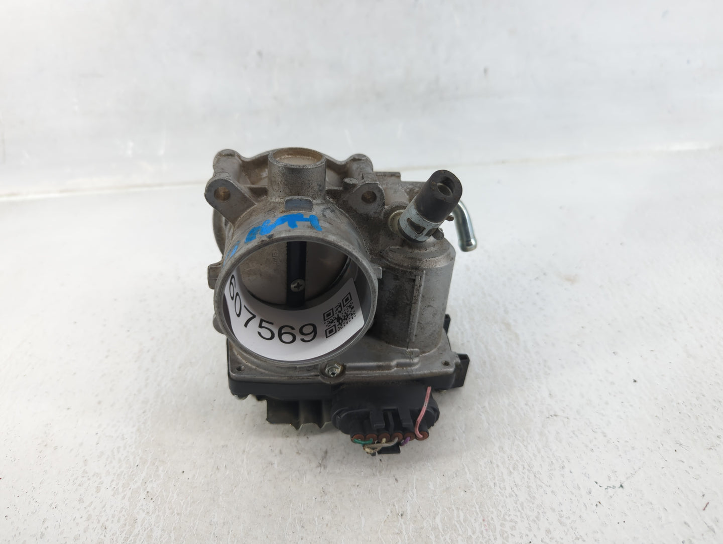 2013-2017 Mitsubishi Outlander Throttle Body Fits Fits 2013 2014 2015 2016 2017 OEM Used Auto Parts - Oemusedautoparts1.com