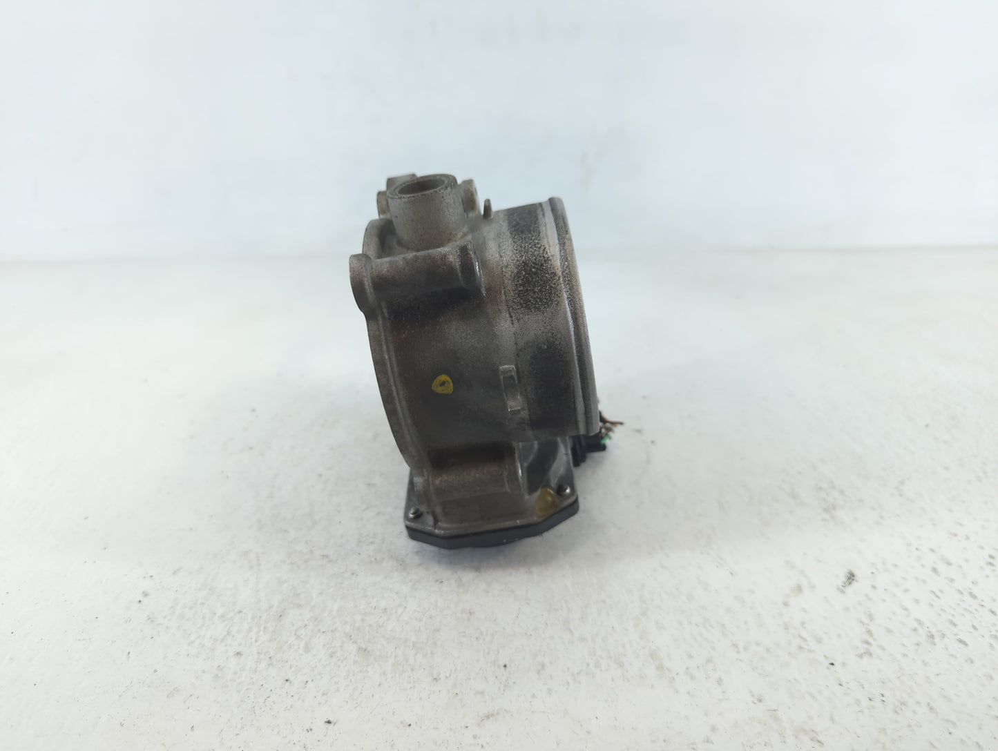 2016 Mitsubishi Outlander Throttle Body P/N:35100-3CAA0 Fits OEM Used Auto Parts - Oemusedautoparts1.com