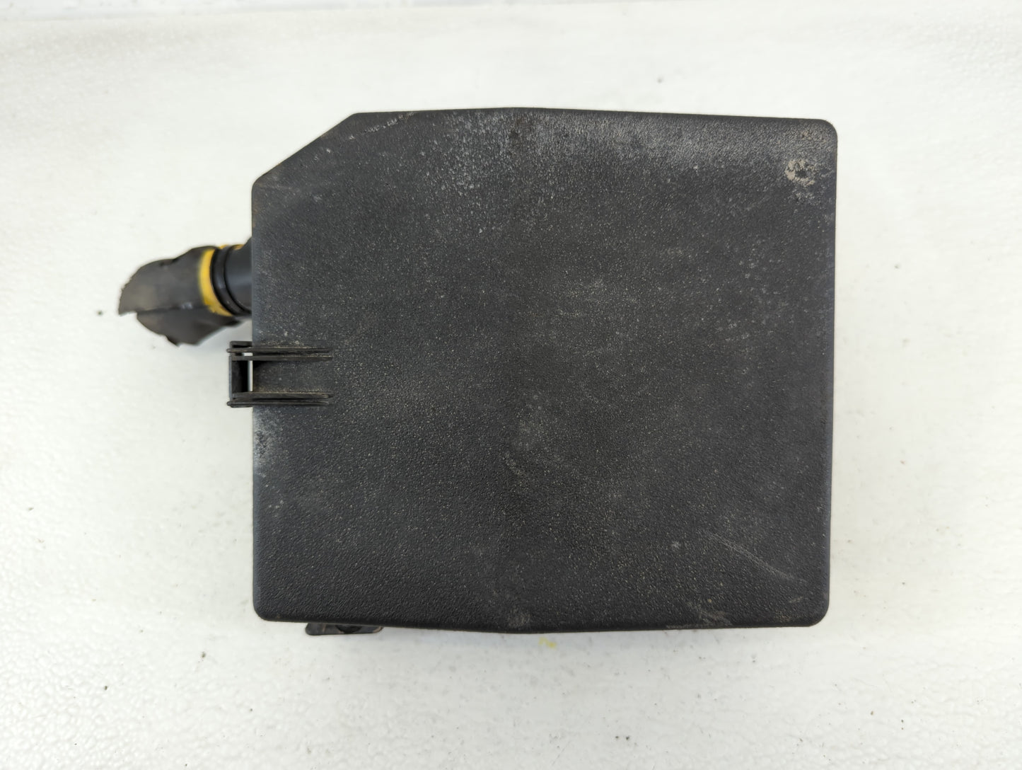 2014-2016 Mitsubishi Outlander Fusebox Fuse Box Panel Relay Module Fits Fits 2014 2015 2016 OEM Used Auto Parts - Oemusedaut