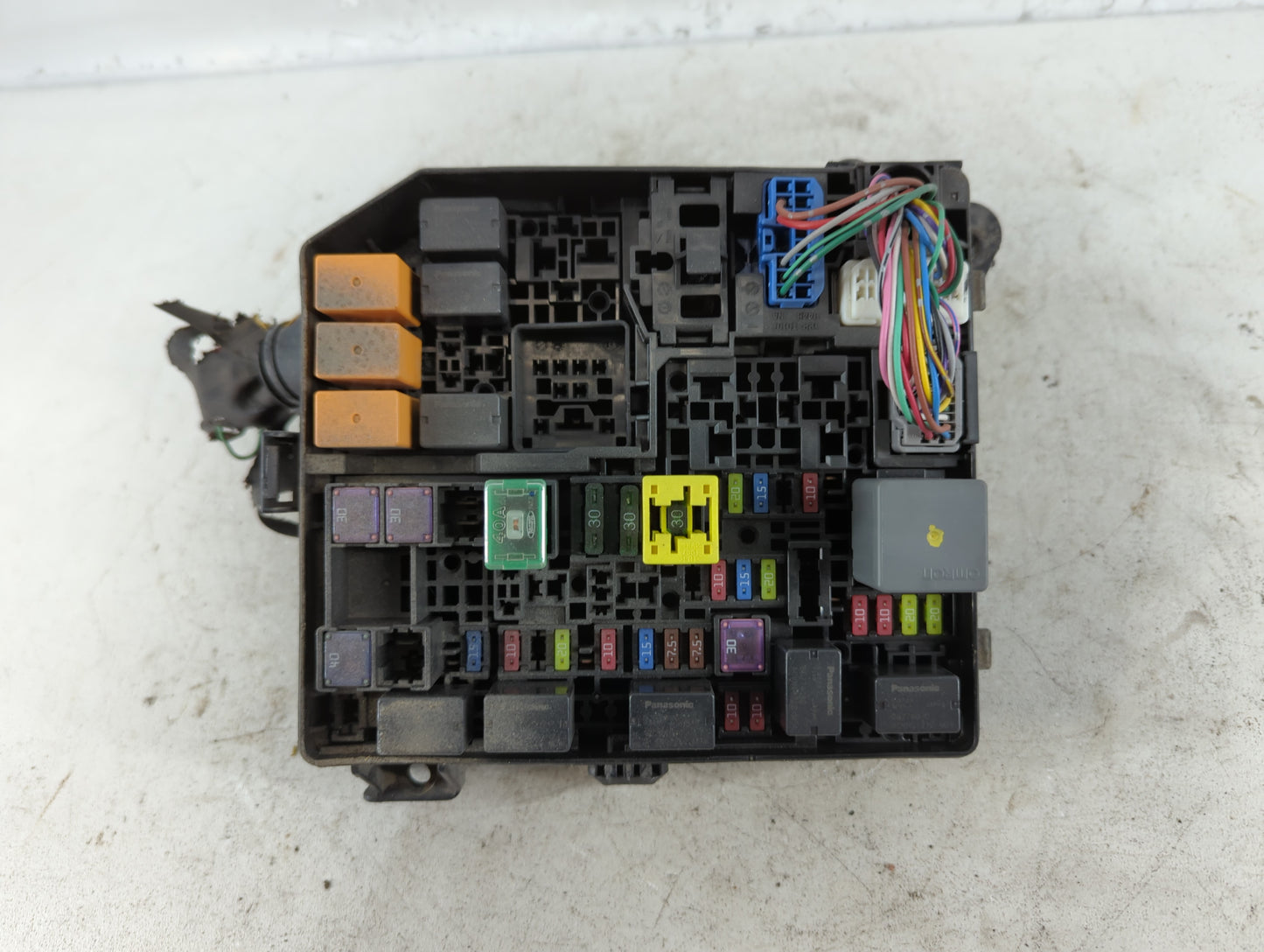 2014-2016 Mitsubishi Outlander Fusebox Fuse Box Panel Relay Module Fits Fits 2014 2015 2016 OEM Used Auto Parts - Oemusedaut