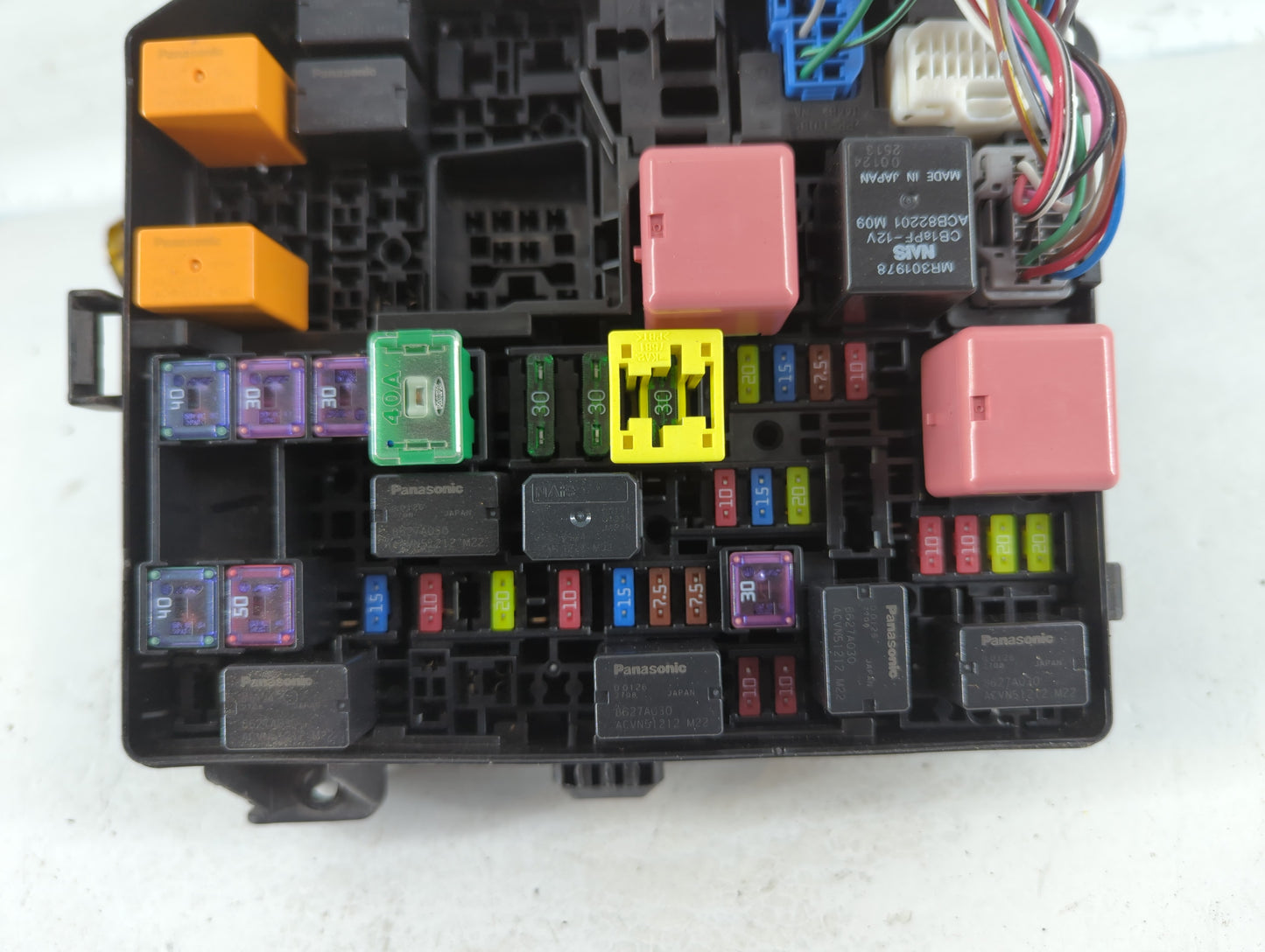 2014-2016 Mitsubishi Outlander Fusebox Fuse Box Panel Relay Module P/N:7594>PP<NA Fits Fits 2014 2015 2016 OEM Used Auto Par