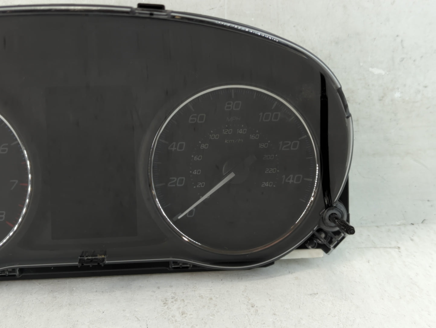 2016 Mitsubishi Outlander Instrument Cluster Speedometer Gauges P/N:81000301 Fits OEM Used Auto Parts - Oemusedautoparts1.co