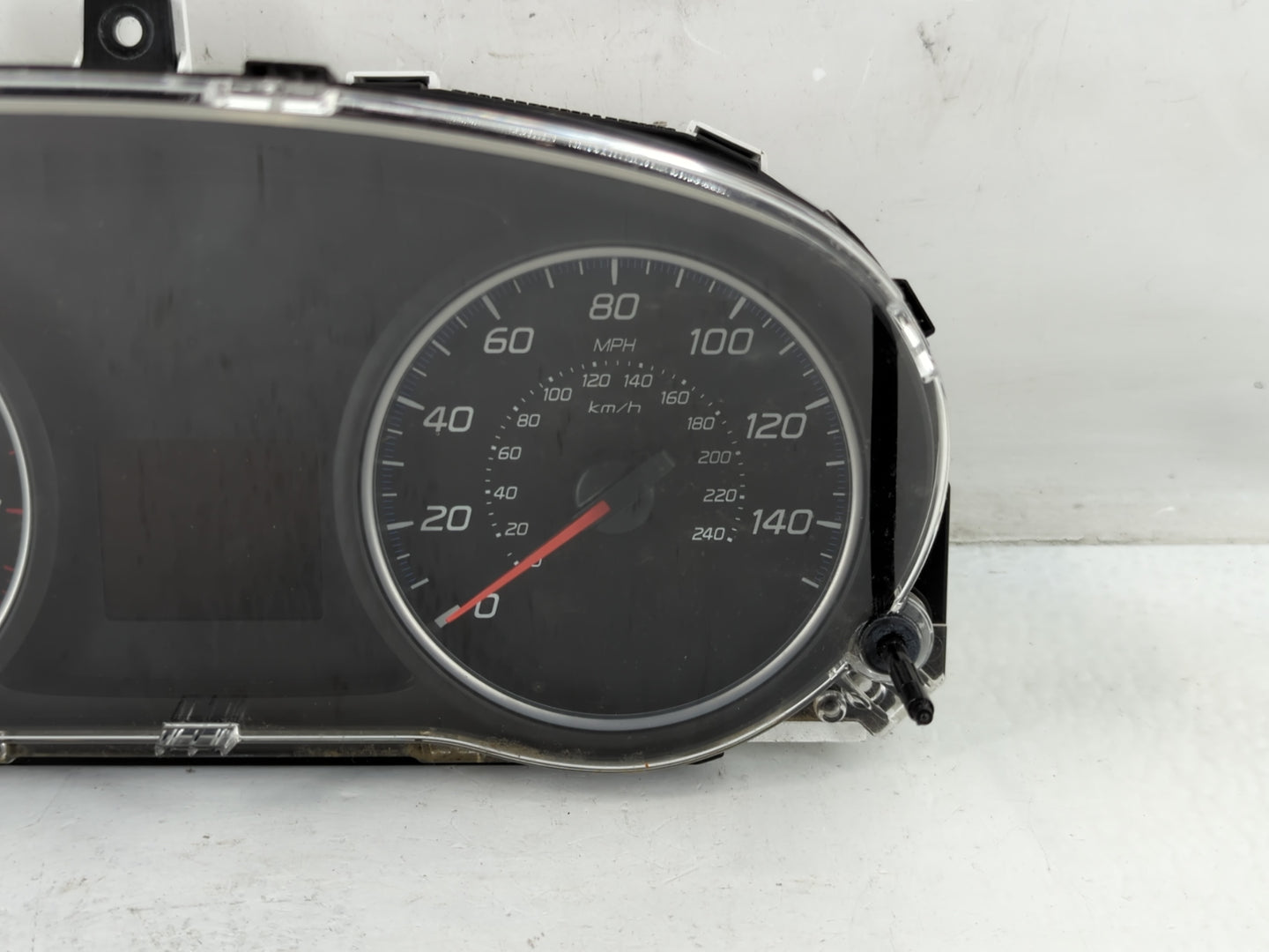 2016 Mitsubishi Outlander Instrument Cluster Speedometer Gauges P/N:1204080418185 8100C299 Fits OEM Used Auto Parts - Oemuse