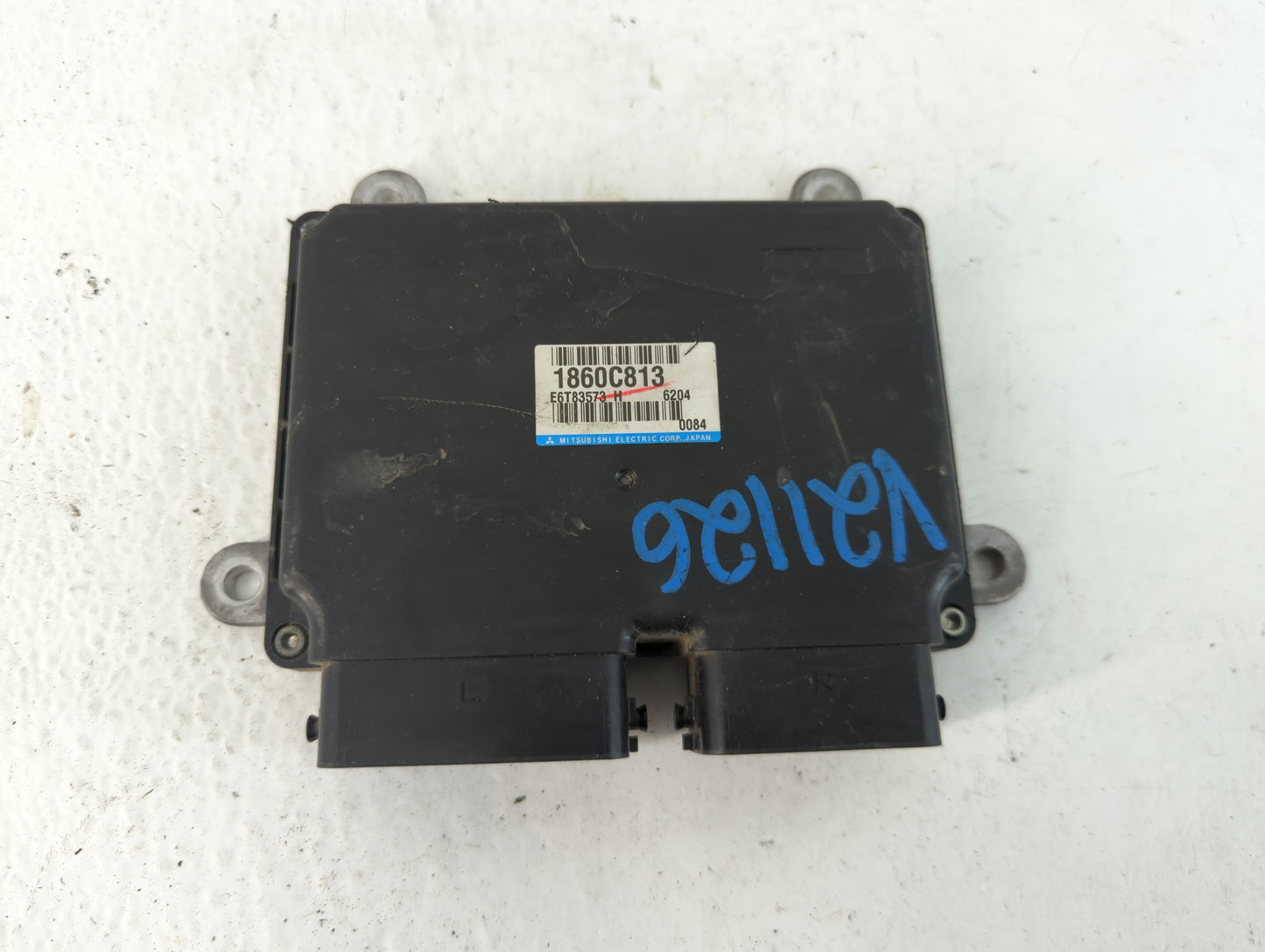 2016-2017 Mitsubishi Outlander Sport PCM Engine Control Computer ECU ECM PCU OEM P/N:E6T83573 1860C813 Fits Fits 2016 2017 O