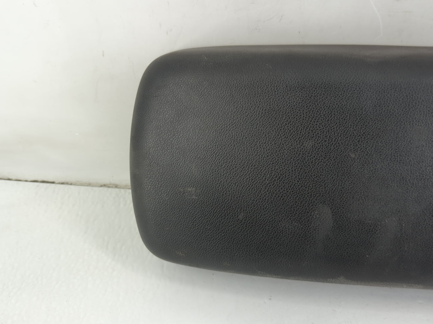 2016-2017 Mitsubishi Outlander Sport Center Console Armrest Cover Lid Fits Fits 2016 2017 OEM Used Auto Parts - Oemusedautop