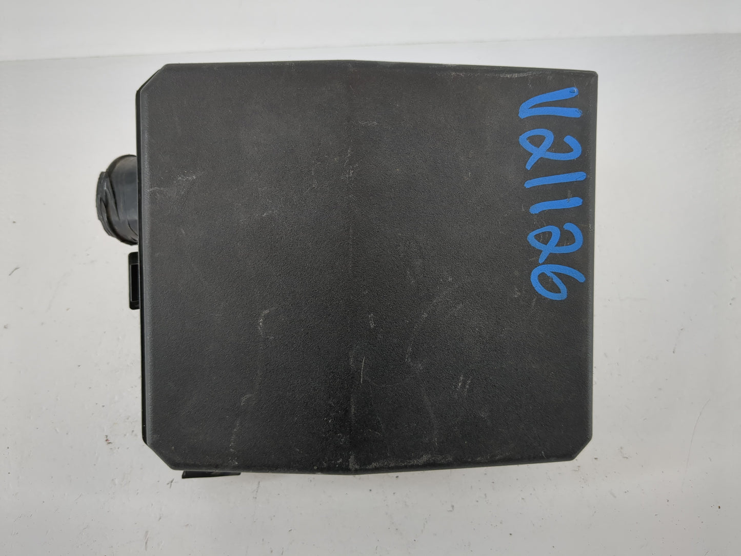 2012-2017 Mitsubishi Outlander Sport Fusebox Fuse Box Panel Relay Module P/N:8565A268 Fits Fits 2012 2013 2014 2015 2016 201