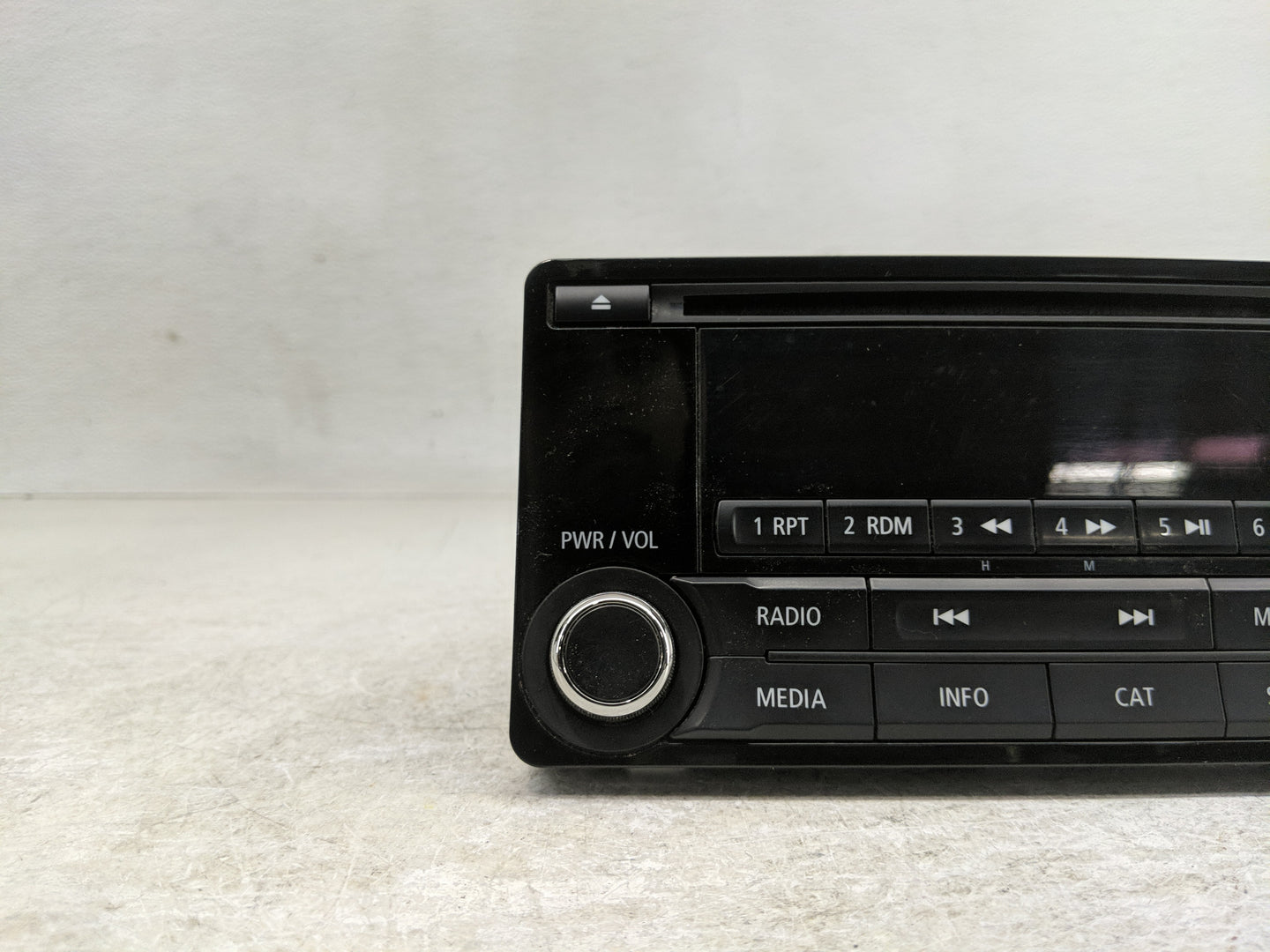 2016 Mitsubishi Outlander Sport Radio AM FM Cd Player Receiver Replacement P/N:8701A185 Fits OEM Used Auto Parts - Oemusedau