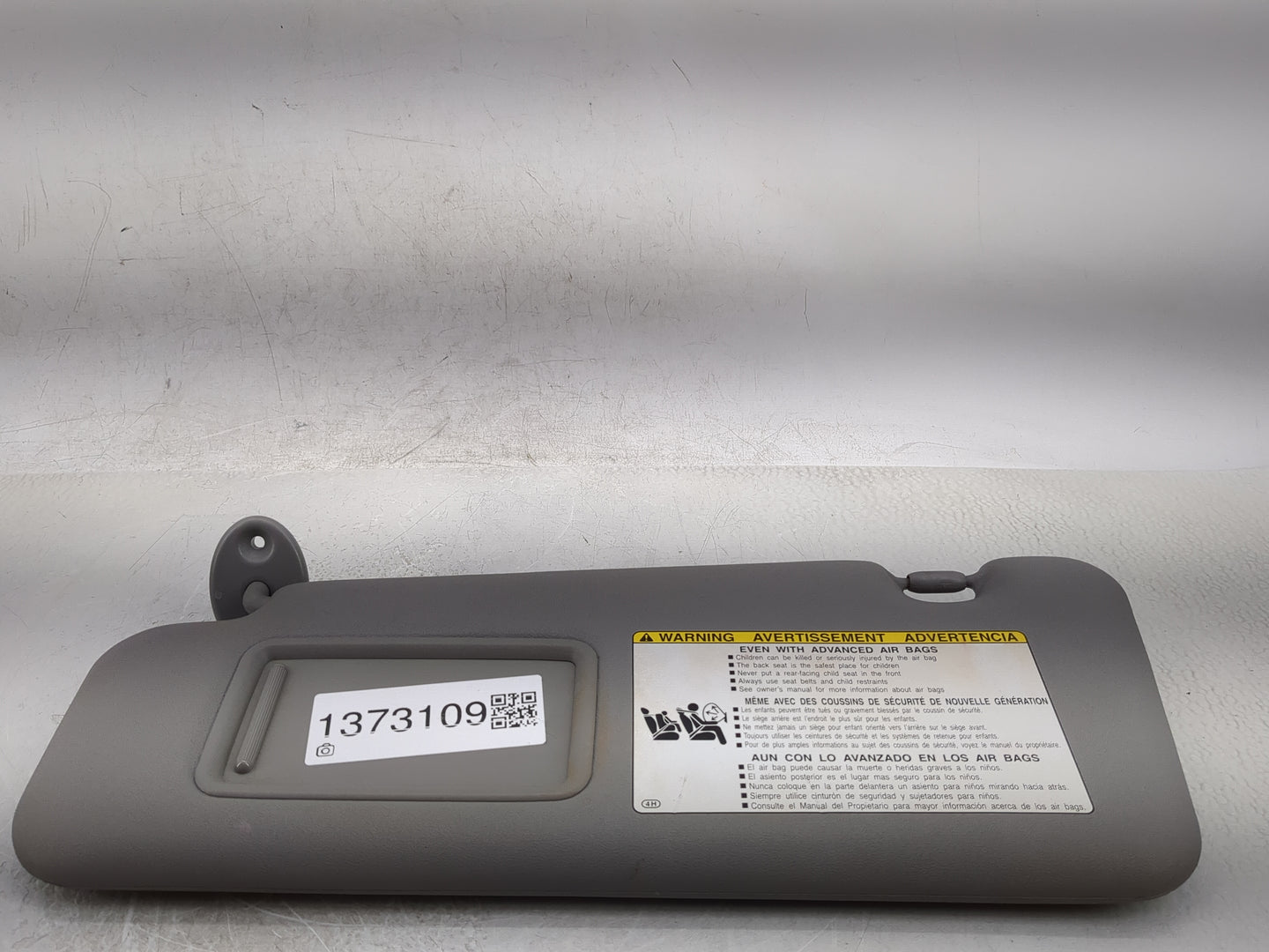 2016-2017 Mitsubishi Outlander Sport Sun Visor Shade Replacement Driver Left Mirror Fits Fits 2016 2017 OEM Used Auto Parts 
