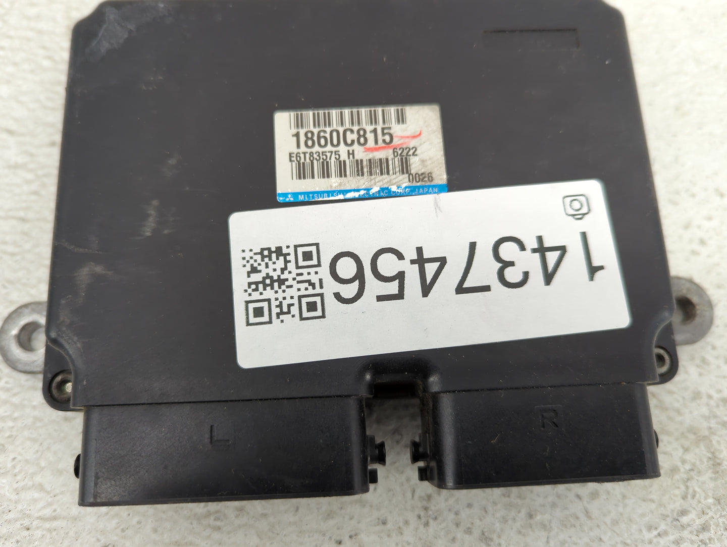 2016-2017 Mitsubishi Outlander Sport PCM Engine Control Computer ECU ECM PCU OEM P/N:1860C815 E6T83575 Fits Fits 2016 2017 O