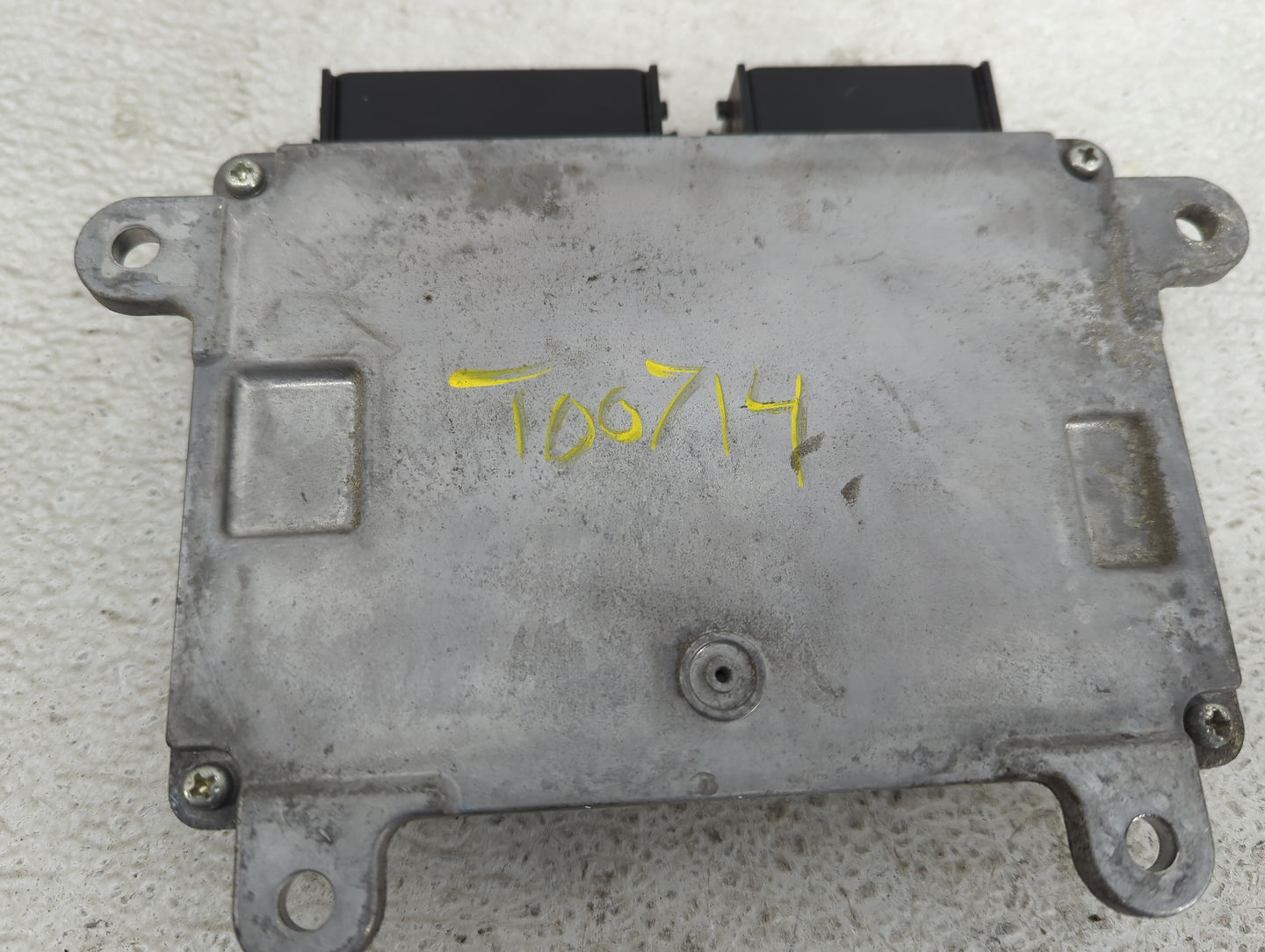 2016-2017 Mitsubishi Outlander Sport PCM Engine Control Computer ECU ECM PCU OEM P/N:1860C815 E6T83575 Fits Fits 2016 2017 O