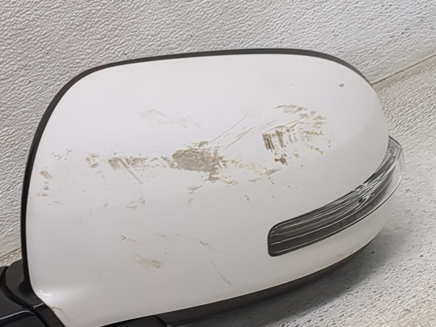 2015-2017 Mitsubishi Outlander Sport Driver Side View Mirror - Left Door Mirror OEM Used - Oemusedautoparts1.com