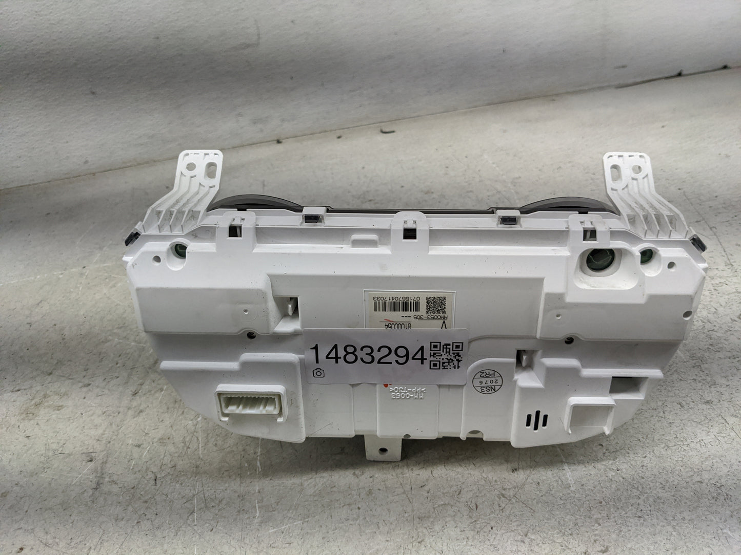 2013-2017 Mitsubishi Outlander Sport Instrument Cluster Speedometer Gauges P/N:MM0053-305 Miles: Fits OEM Used Auto Parts - 