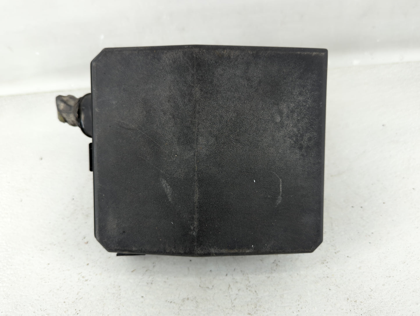 2016 Mitsubishi Outlander Sport Fusebox Fuse Box Panel Relay Module Fits OEM Used Auto Parts - Oemusedautoparts1.com